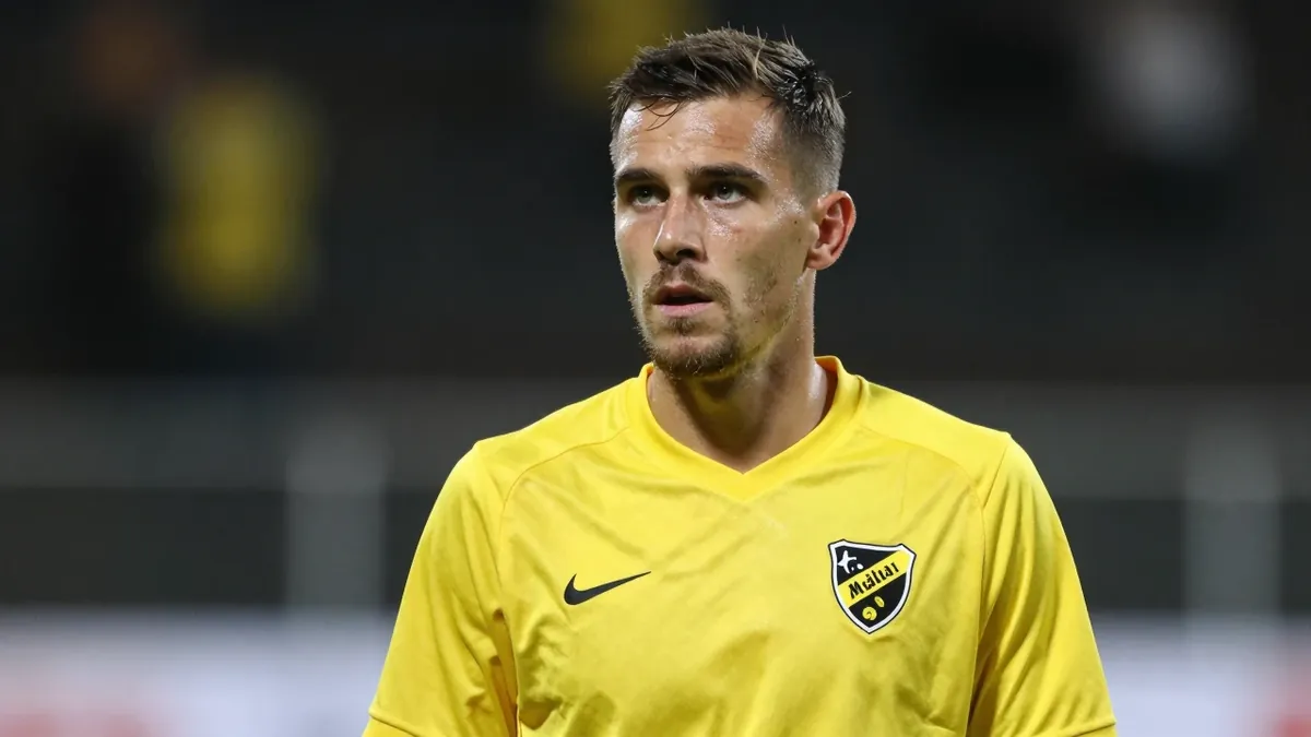 Mjällby AIF reser till 3Arena för en måndagskvällsmatch mot Djurgården, med flera spelare nära guldkortsavstängning inför...